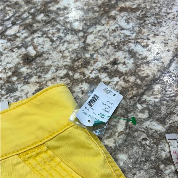 Maurices Yellow Bermuda Shorts Vibrant Cotton Blend - Picture 4 of 7